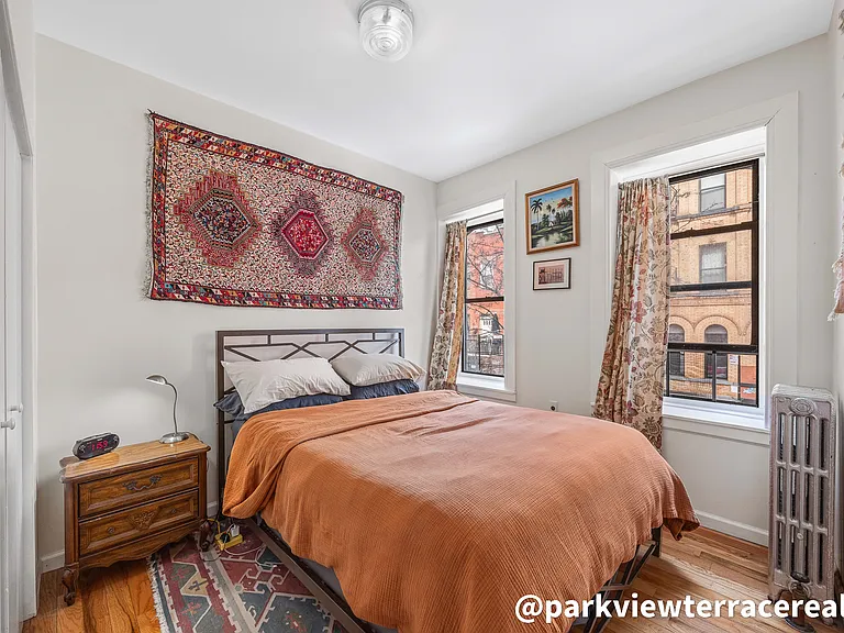 156 S 1st St #1 — Photo 14