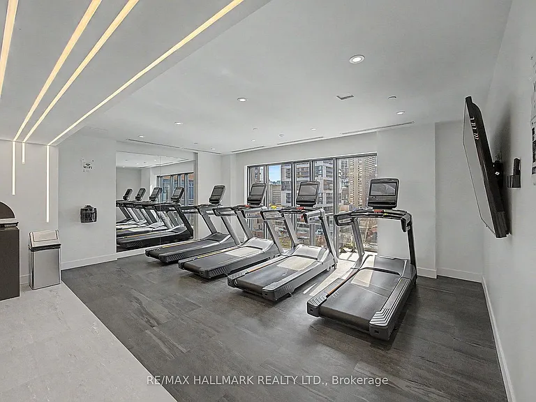 308 Jarvis St #2105 — Photo 12