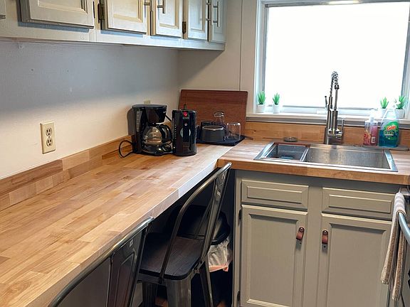 Butchers block countertops!