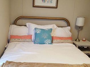2007 2nd St, Surf City, NC 28445