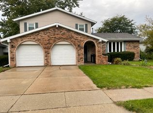 1903 20th Ave, Sterling, IL 61081