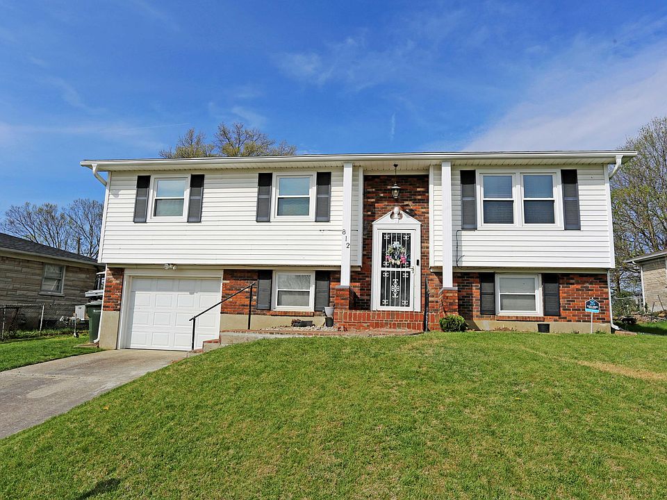1st image of 812 Wheatcroft Ct