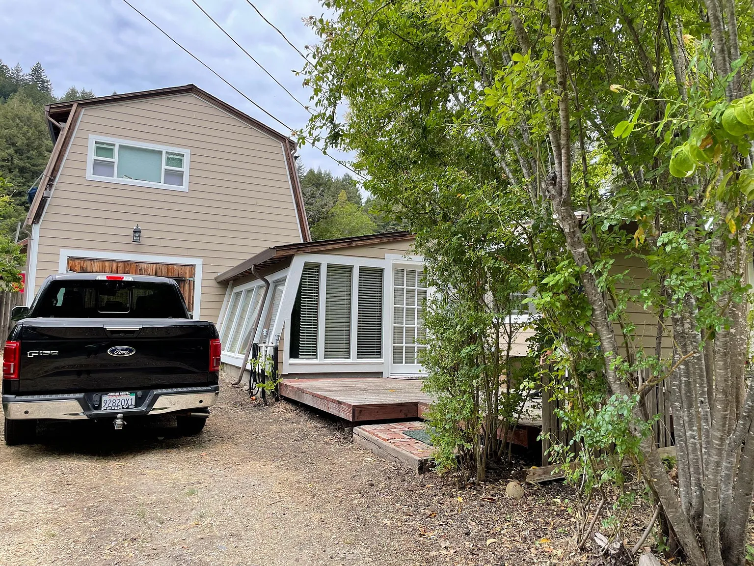 10215 California Dr photo 1