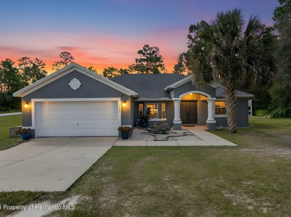 10384 Woodchuck Ave, Weeki Wachee, FL 34614