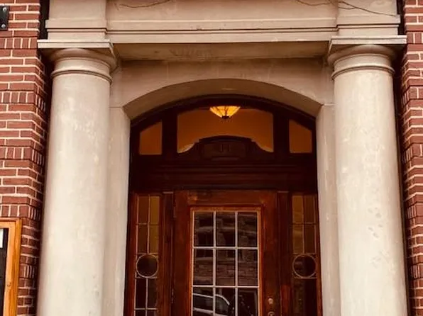 46 Main St, Amherst, MA