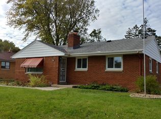 4125 N Colgate Cir, Milwaukee, WI 53222