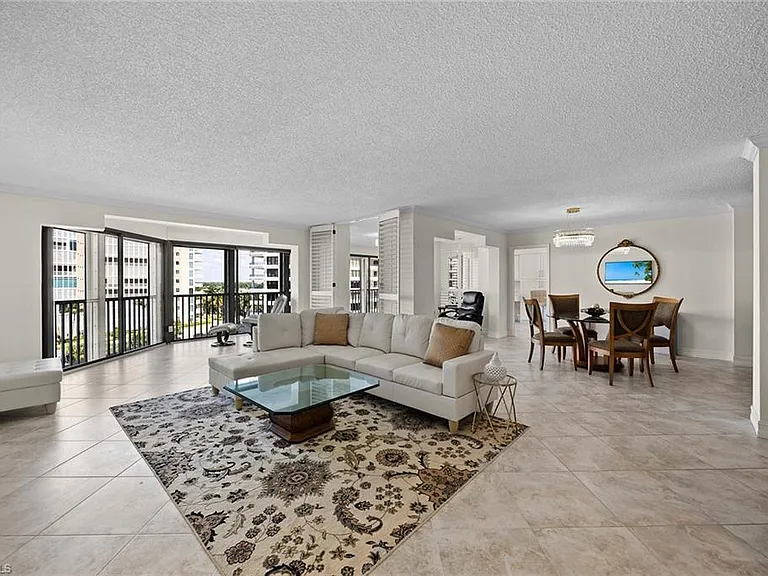 4401 Gulf Shore Blvd N #C-804 — Photo 12