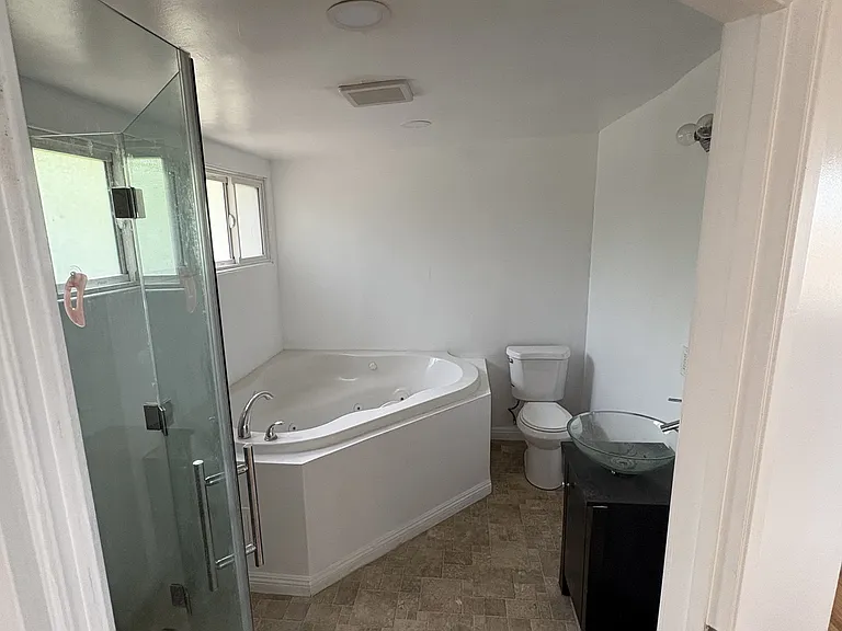 1400 San Remo Dr #1404 — Photo 3