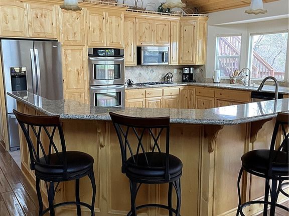 3rd image of 1186 Alameda Ct