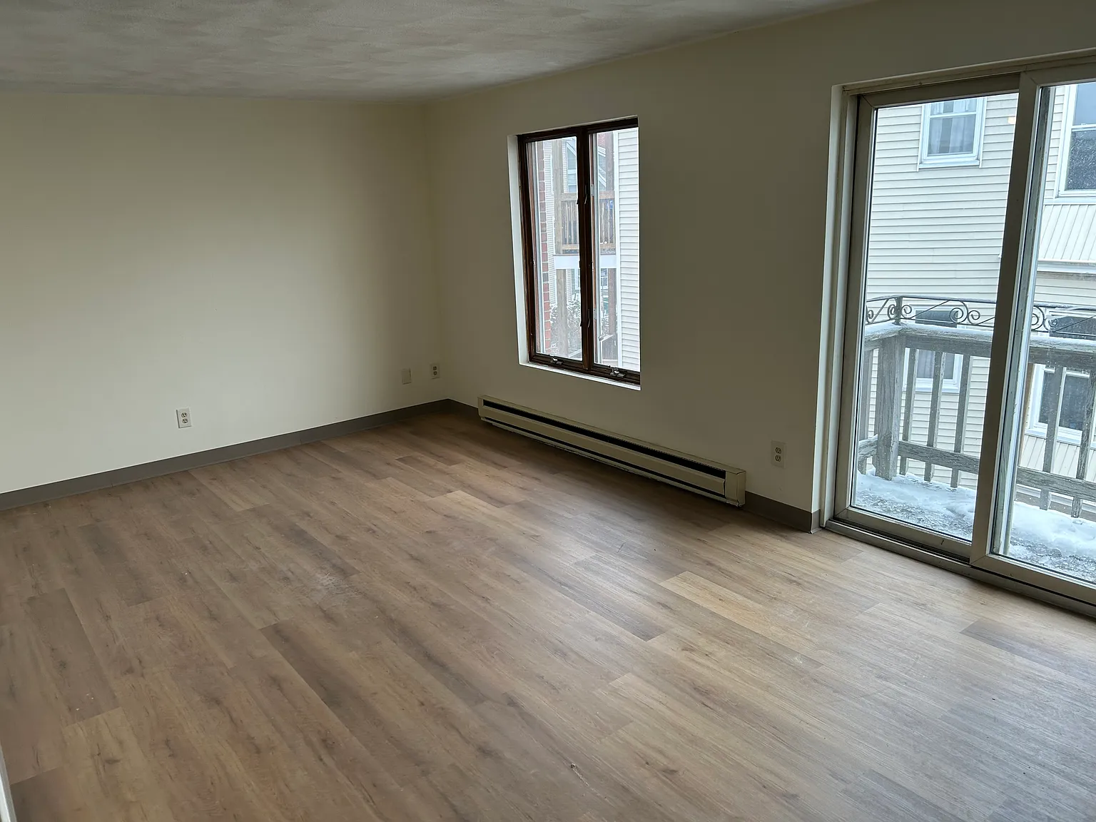 2 bed, $2,200 — Photo 1