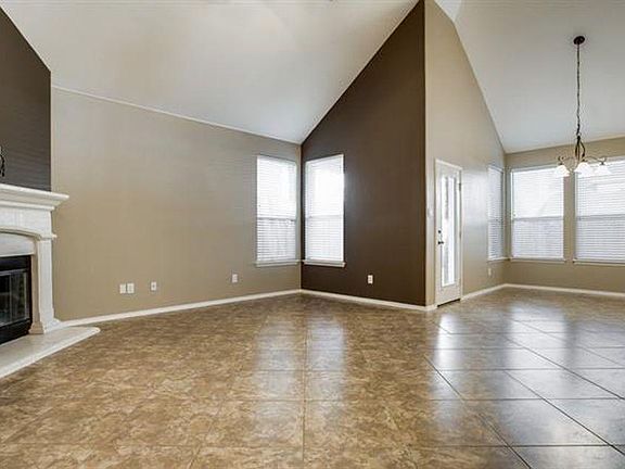 2nd image of 13802 Valley Mills Dr