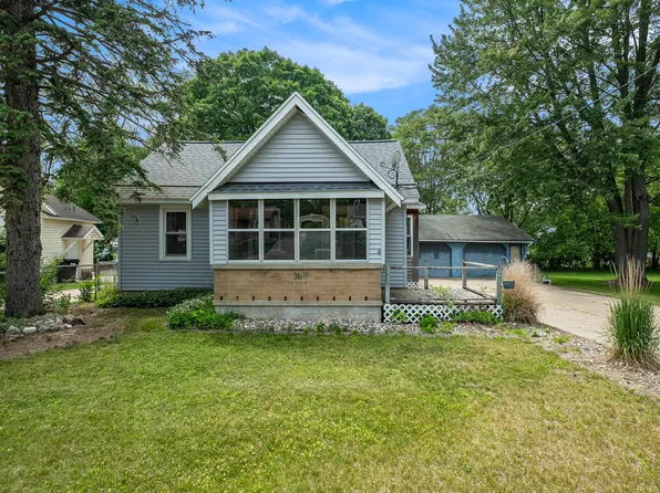 3611 Colby Ave SW, Wyoming, MI 49509