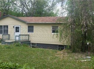 7 Clubhouse Dr, Rocky Point, NY 11778