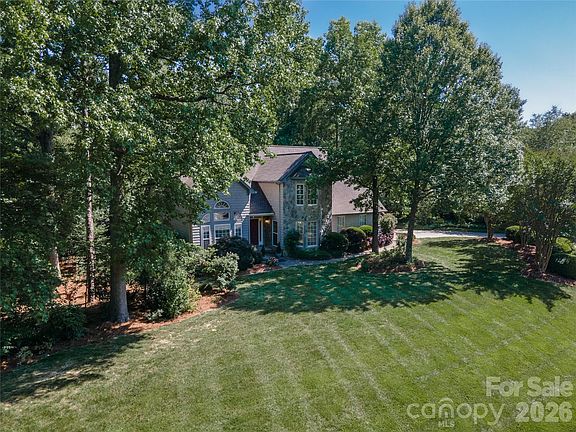 3rd image of 21121 Blakely Shores Dr