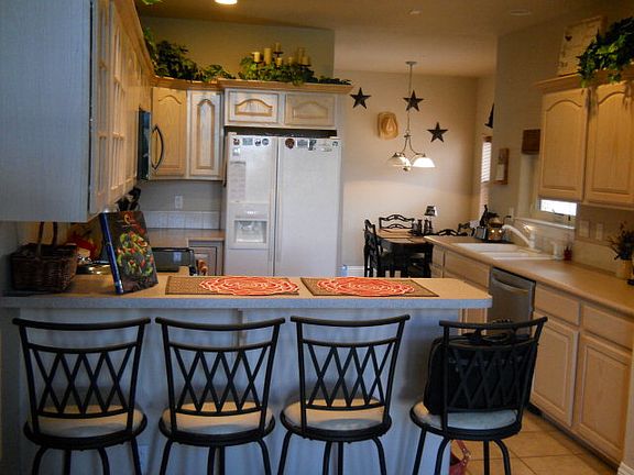 2nd image of 4413 Turnberry Cres