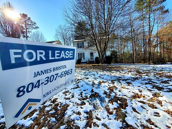 2nd image of 2125 Pine Glen Ct