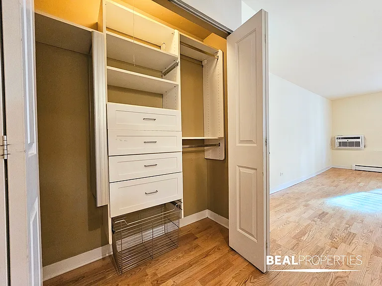 625 W Wrightwood — Photo 9