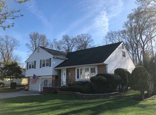 108 Haines Rd, Mount Laurel, NJ 08054