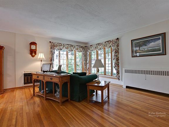 4th image of 502 Garfield Ave