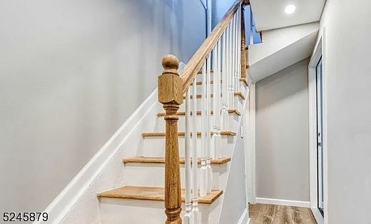 3rd image of 88 Dow St Floor 2
