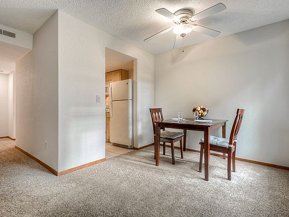 5th image of 10021 SE 235th Pl APT B104