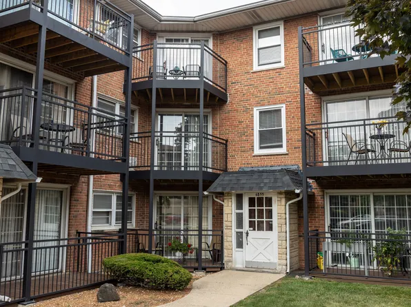 6855 N Northwest Hwy APT 2C, Chicago, IL 60631