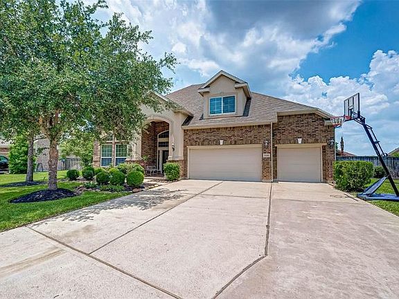 2nd image of 1206 Creekmist Ct
