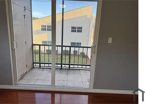 4116 N Pine Island Rd #207 — Photo 22