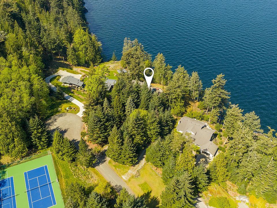 1st image of 520 Smugglers Cove Rd