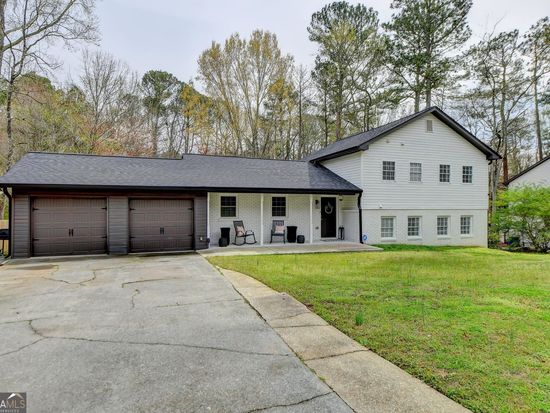 524 Windsor Ct, Lawrenceville, GA 30046