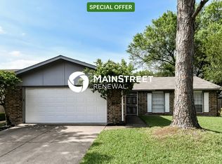 5514 Edgebrook Forest Dr, Houston, TX 77088