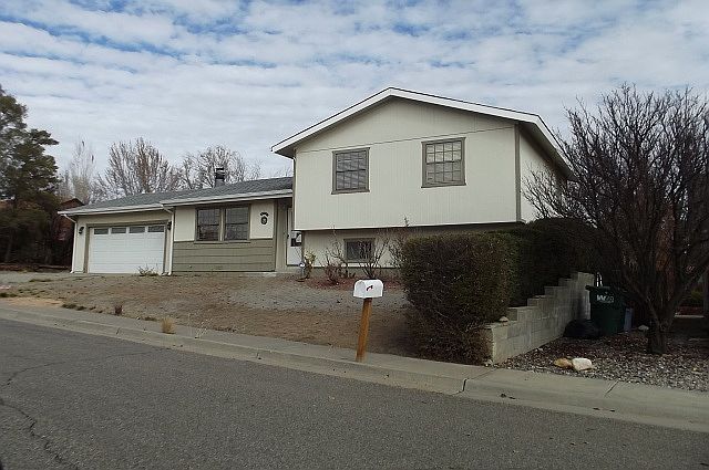 2nd image of 604 E 36th St