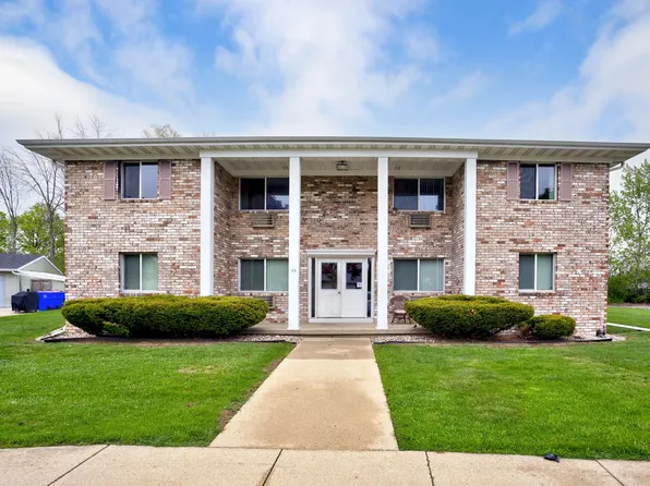 35 Woodmere Court, 35 Woodmere Ct #8, Appleton, WI 54911