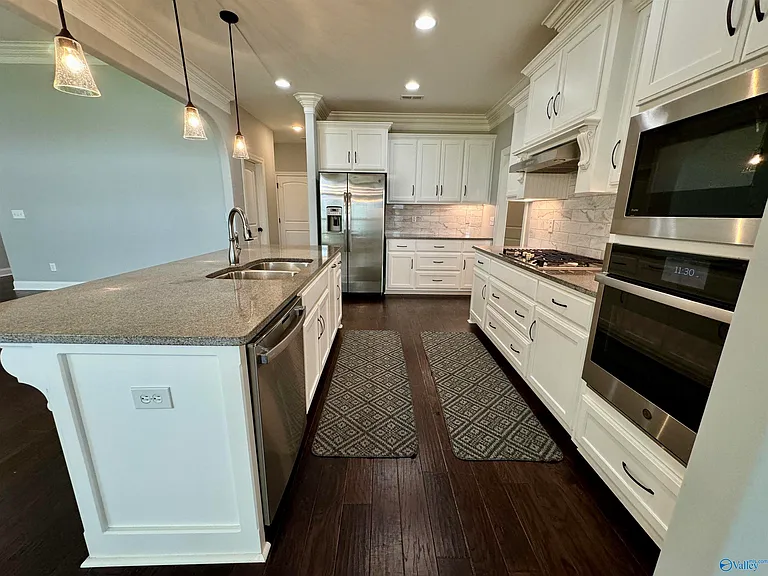 6342 Central Park Ln — Photo 19