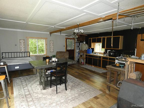 3rd image of 21824 Burma Rd