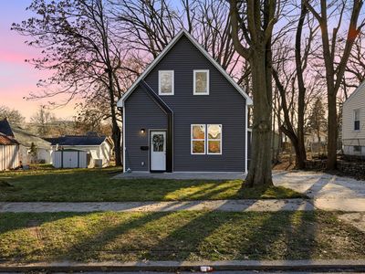 2712 College Ave, Des Moines, IA, 50311