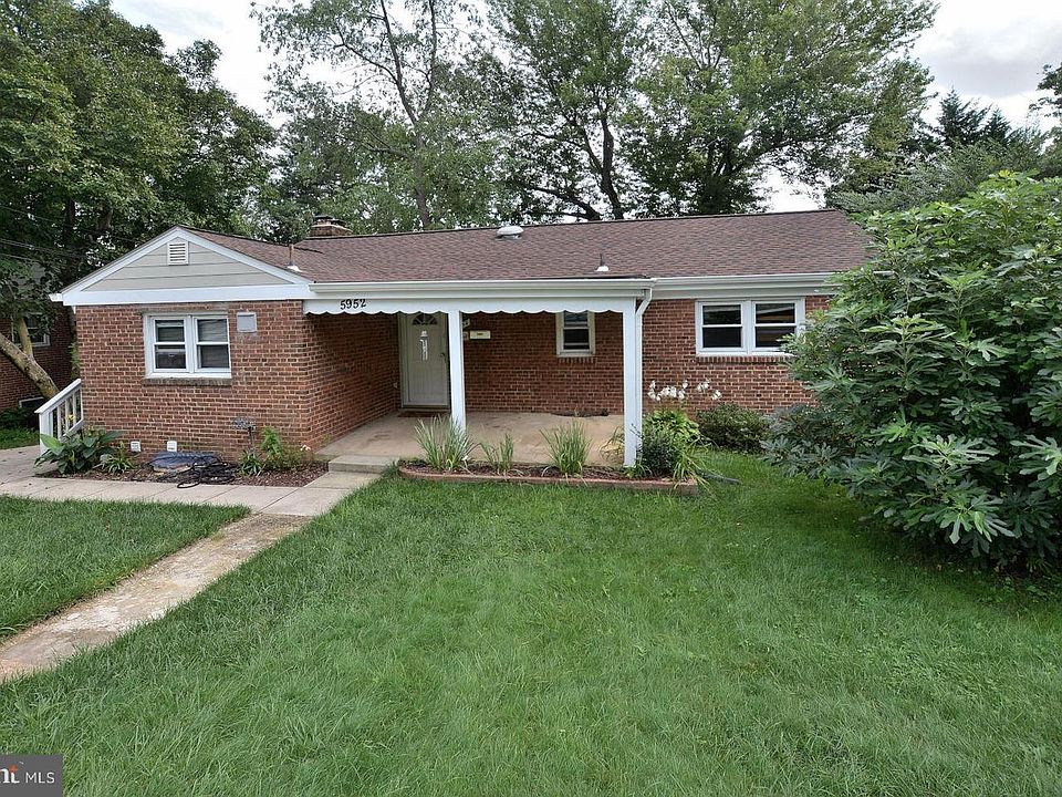 1st image of 5952 1st St N