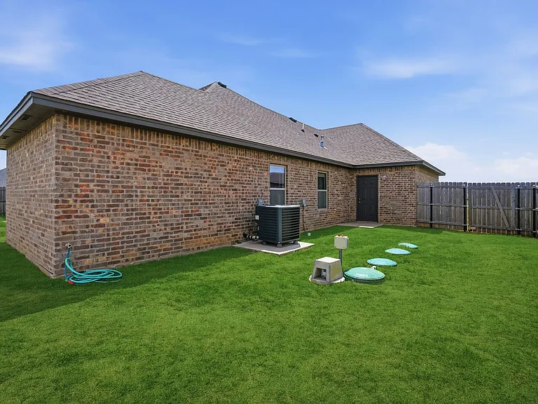 4254 Mesa Dr — Photo 30