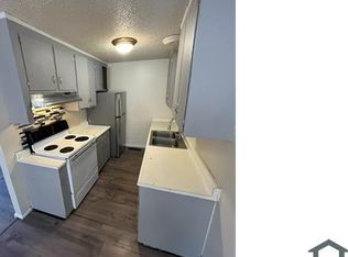 126 E Dakota Ave APT C, Fresno, CA 93704