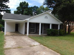1731 Custer Dr, Southaven, MS 38671