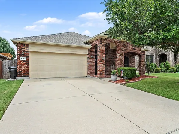 8208 Sleeping Doe Dr, Fort Worth, TX 76179