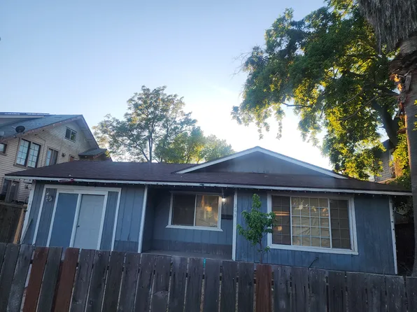 363 N College Ave, Fresno, CA 93701