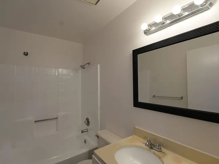 16809 Dalton Ave — Photo 23