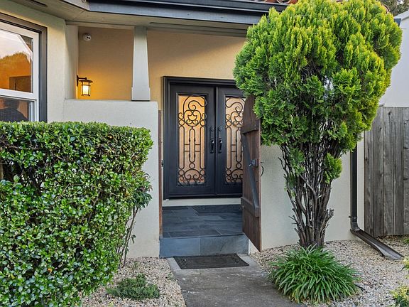 4th image of 466 Sonoma Avenue
