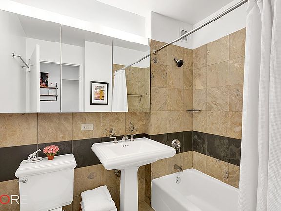 5th image of 400 Chambers St APT 15F