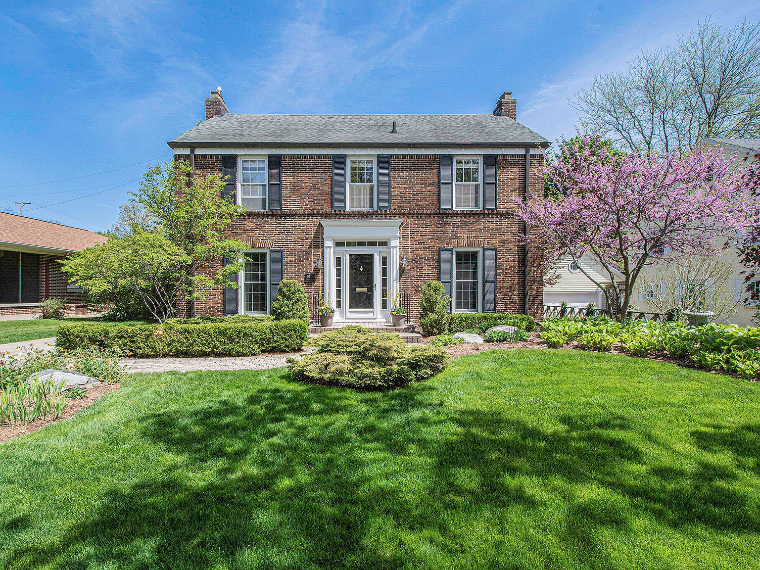 810 Gladstone Dr SE, East Grand Rapids, MI 49506 Zillow