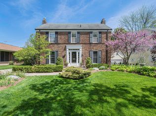 810 Gladstone Dr SE, East Grand Rapids, MI 49506