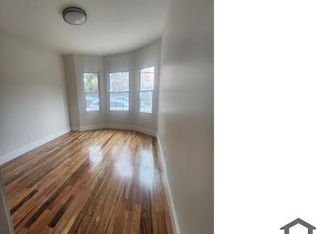 122 Downing St #1L, Yonkers, NY 10705