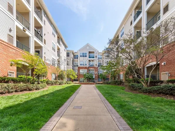 4862 Eisenhower Ave Unit 359, Alexandria, VA 22304