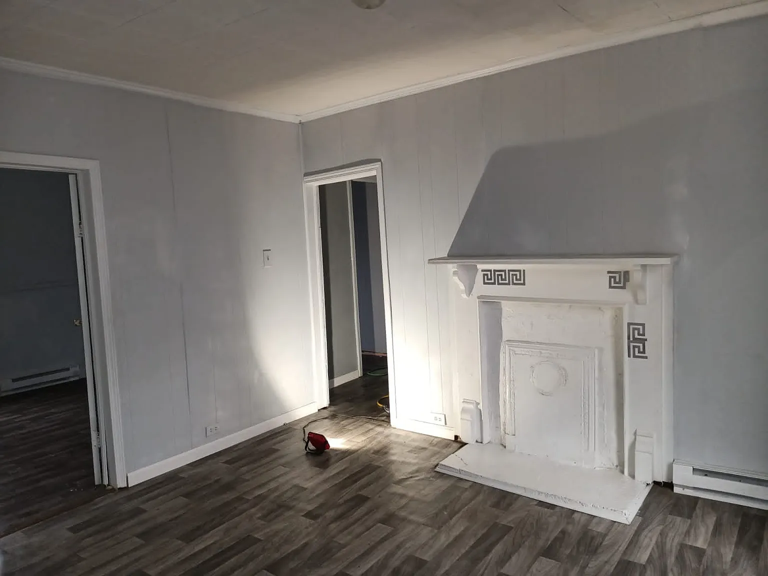 3 bed, 1050 sqft, $1,350 — Photo 2